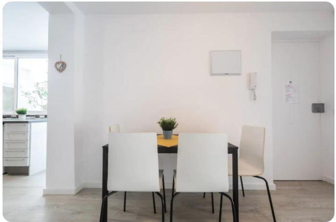 Islas Canarias Apartment Валенсия Екстериор снимка